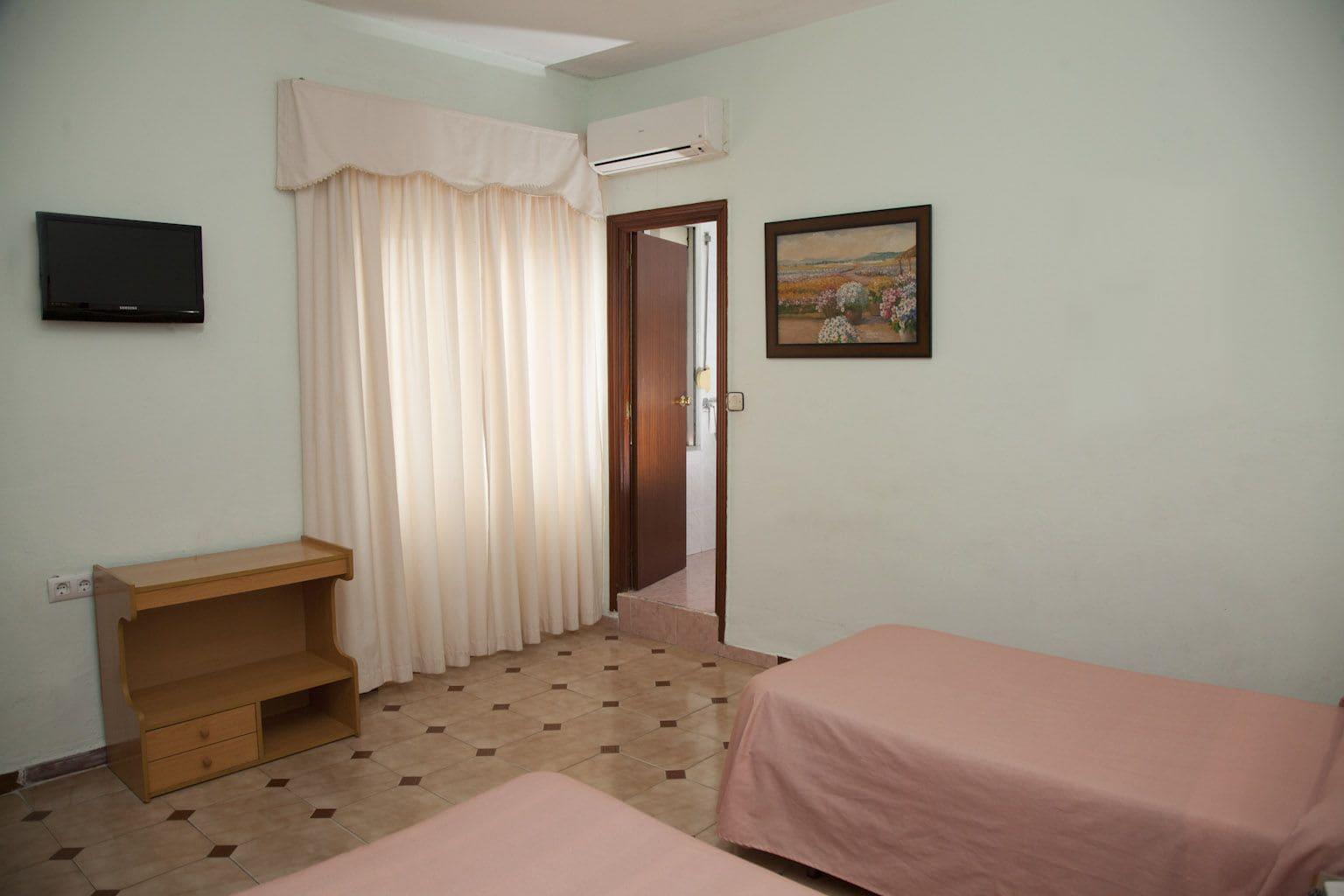 Hostal Paris Ла-Линеа-де-ла-Консепсьон Экстерьер фото
